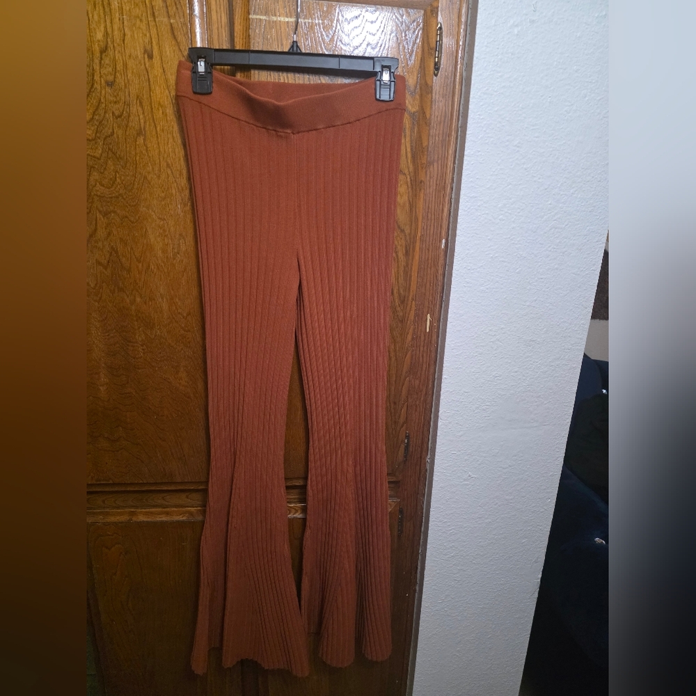 NWOT LIVE THE PROCESS JAYA FLARE  Pants - Burnt Orange Size L